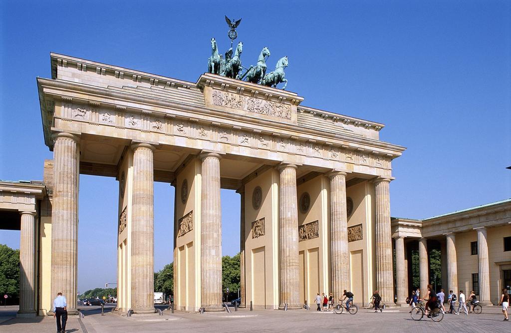 Ibis Budget Berlin Potsdamer Platz Bagian luar foto